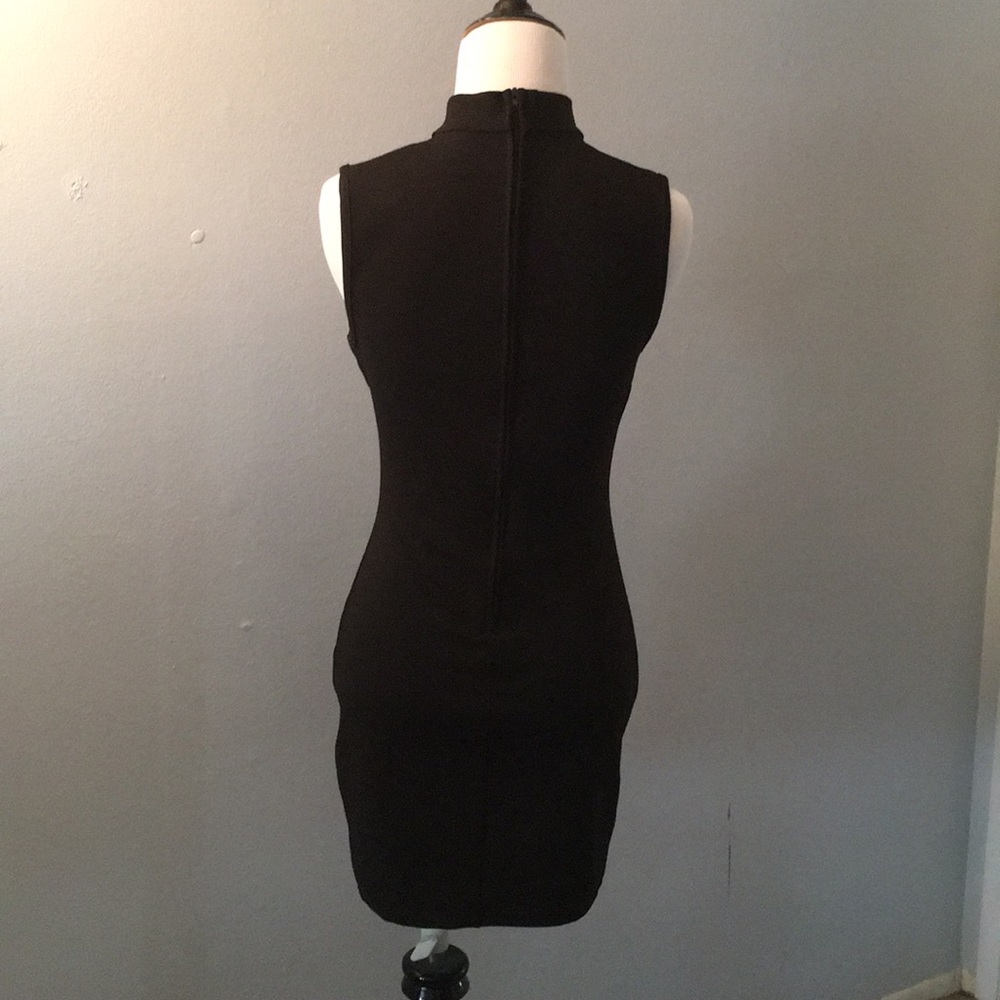 Perfect Little Black Dress - Picture 3 of 4